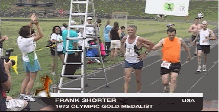 Frank Shorter Finishes the Classic 10K